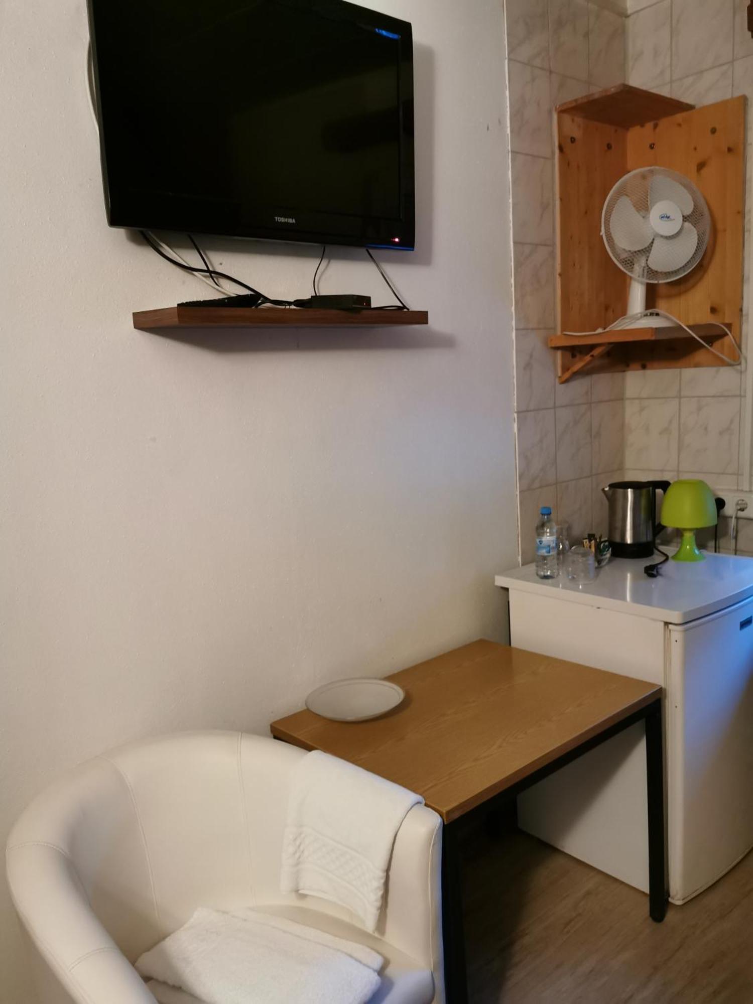 See Lord Hotel Kaiserslautern Zimmer foto
