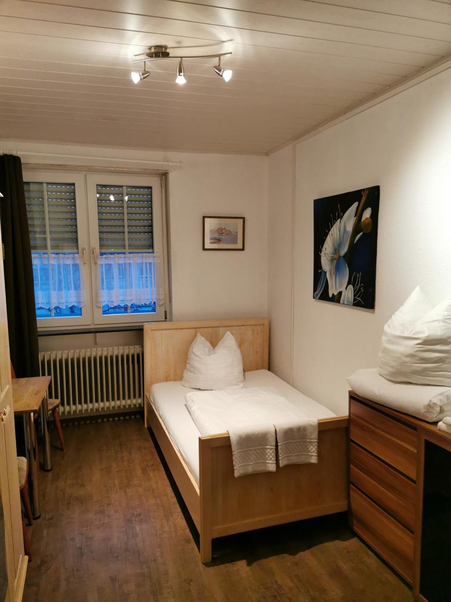 See Lord Hotel Kaiserslautern Zimmer foto